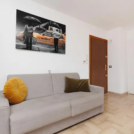 Appartamento Studio De Charme 100M De La Mer Antibes