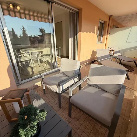 Lägenhet Studio De Charme 100M De La Mer Antibes